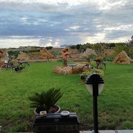Raggio Di Sale Acomodação com café da manhã Trapani Exterior foto